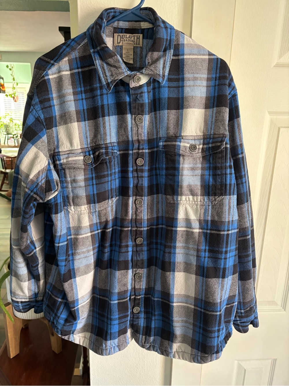 Duluth Trading Co Men’s Blue and Black Plaid Button-Up Shirt